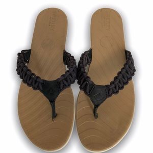 Sperry Topsider Seabrook Current thongs